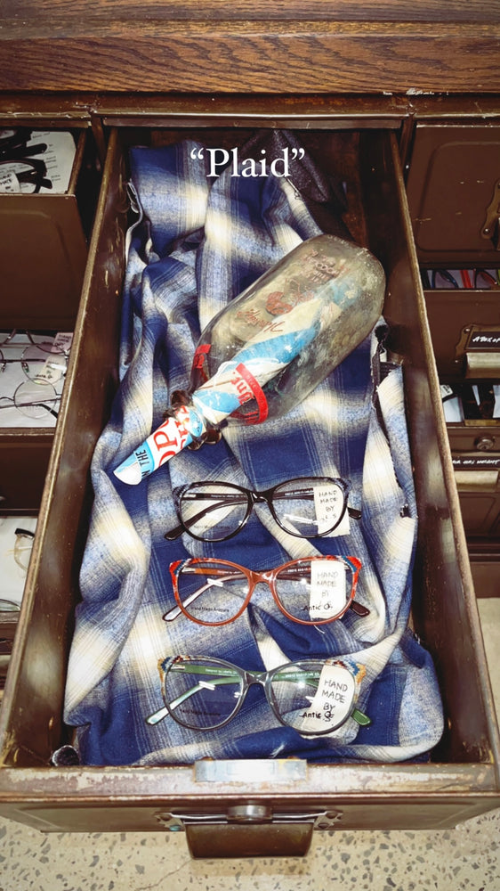 
                  
                    Load image into Gallery viewer, Lucky Care &amp;quot;A&amp;quot; Eyeglasses
                  
                